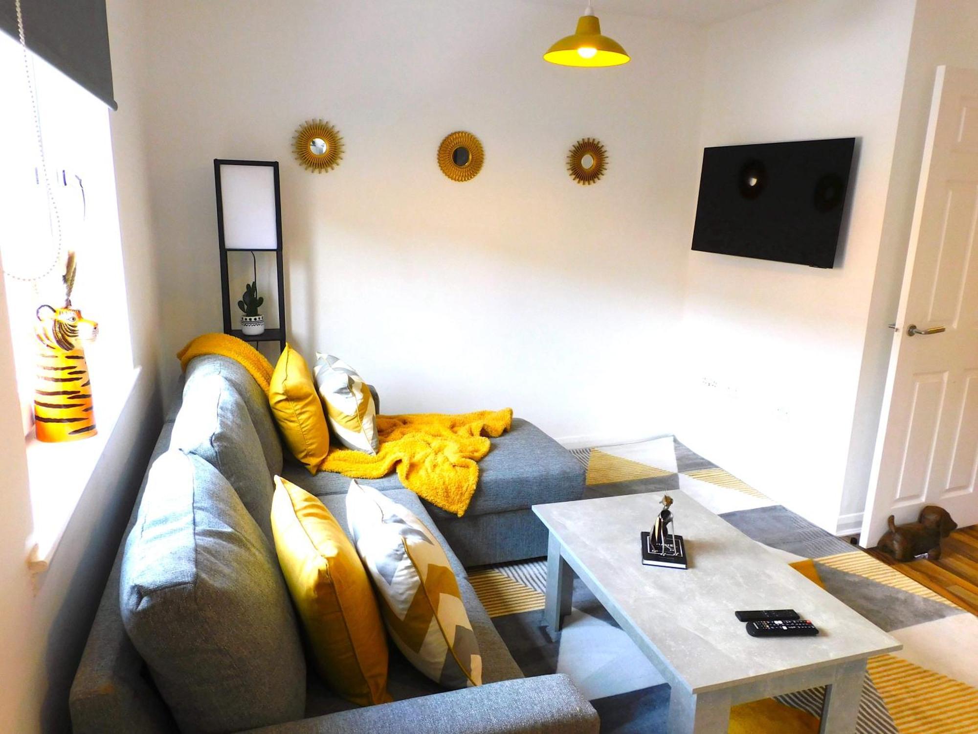 Newly Refurbished 1 Bed Apt In Hamilton Close To Station And Local Amenities Eksteriør bilde